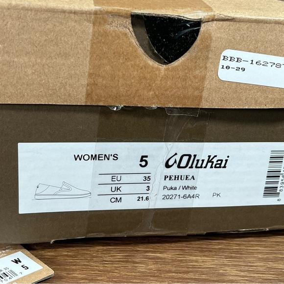 Olukai NEW Peheua White Slip-On Sneakers Loafers Women’s Size 5 Shoes Sneakers - Picture 7 of 8